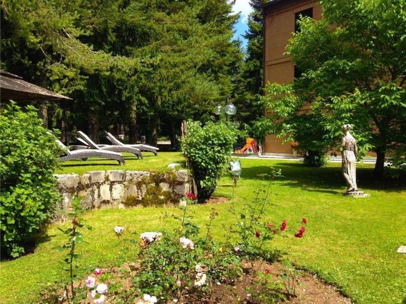 LH Albergo il Picchio - Genel