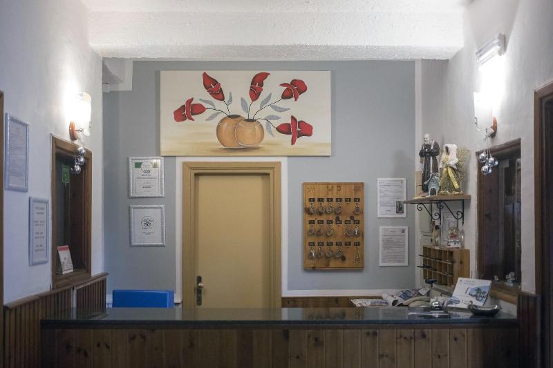 Hotel Pinguino - Lobi