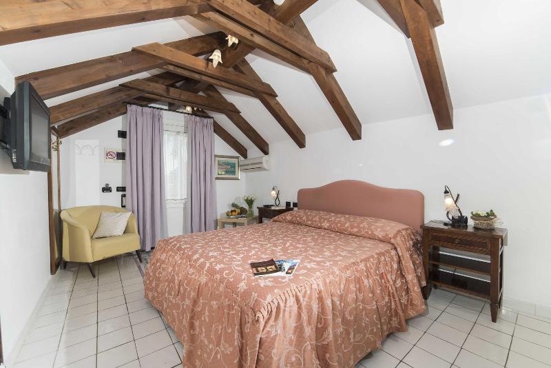 Hotel Villa Annalara - Oda