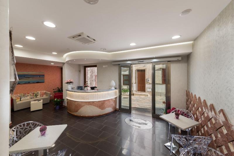 Hotel Biancolilla - Lobi