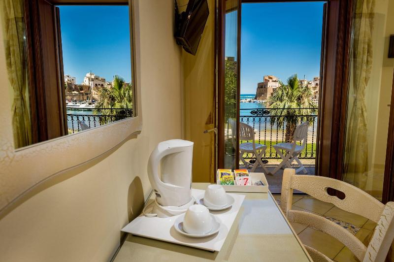 Hotel Cala Marina - Oda