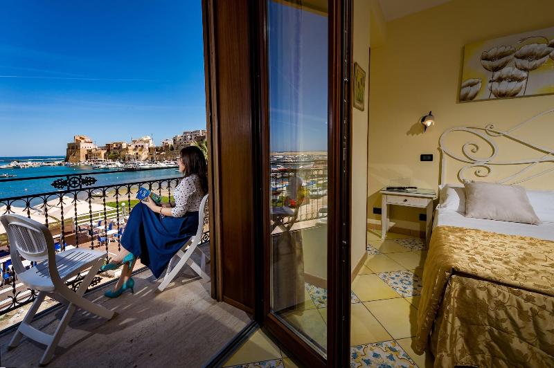 Hotel Cala Marina - Oda