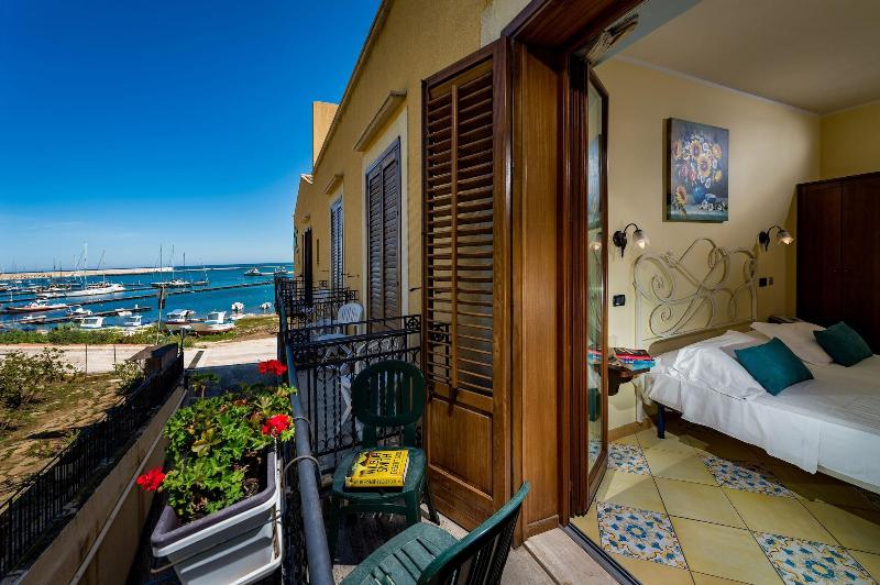 Hotel Cala Marina - Oda