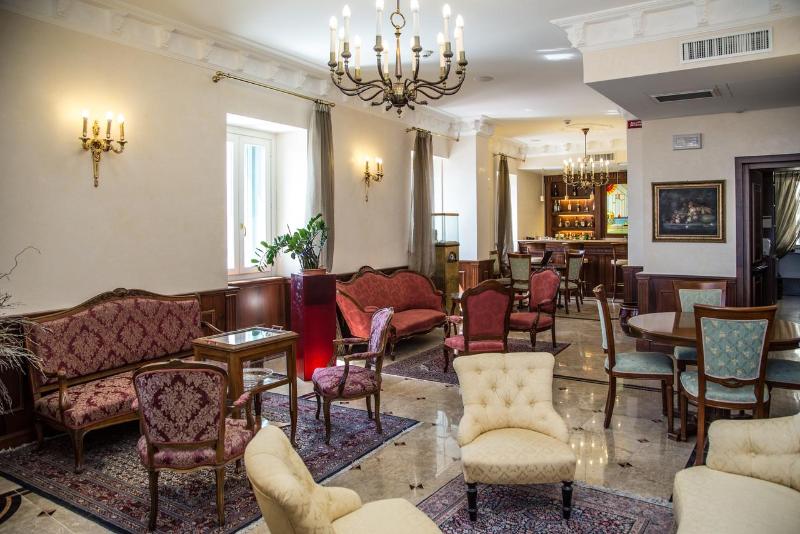 Hotel Livingston Ortigia - Lobi