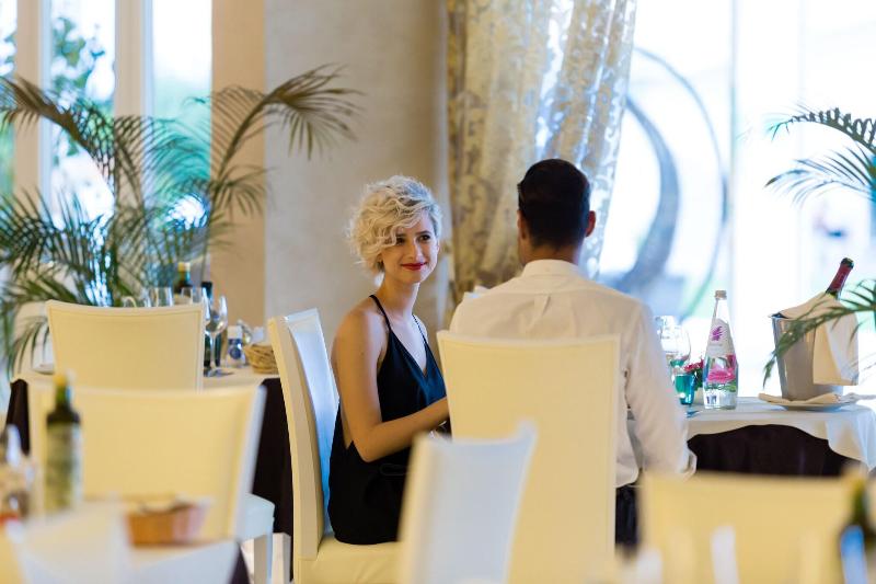 Wellness & Spa Hotel Principe di Fitalia - Restoran