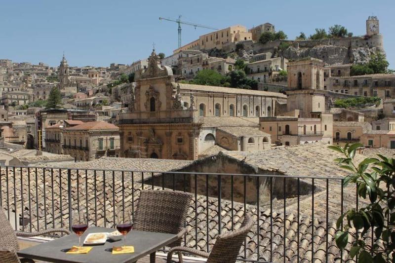 Le Magnolie Hotel Modica - Teras
