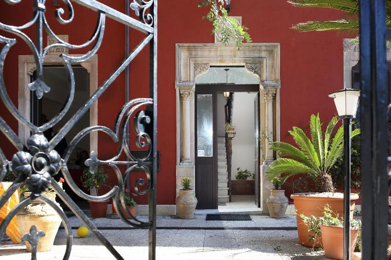 Hotel Villa Astoria - Genel