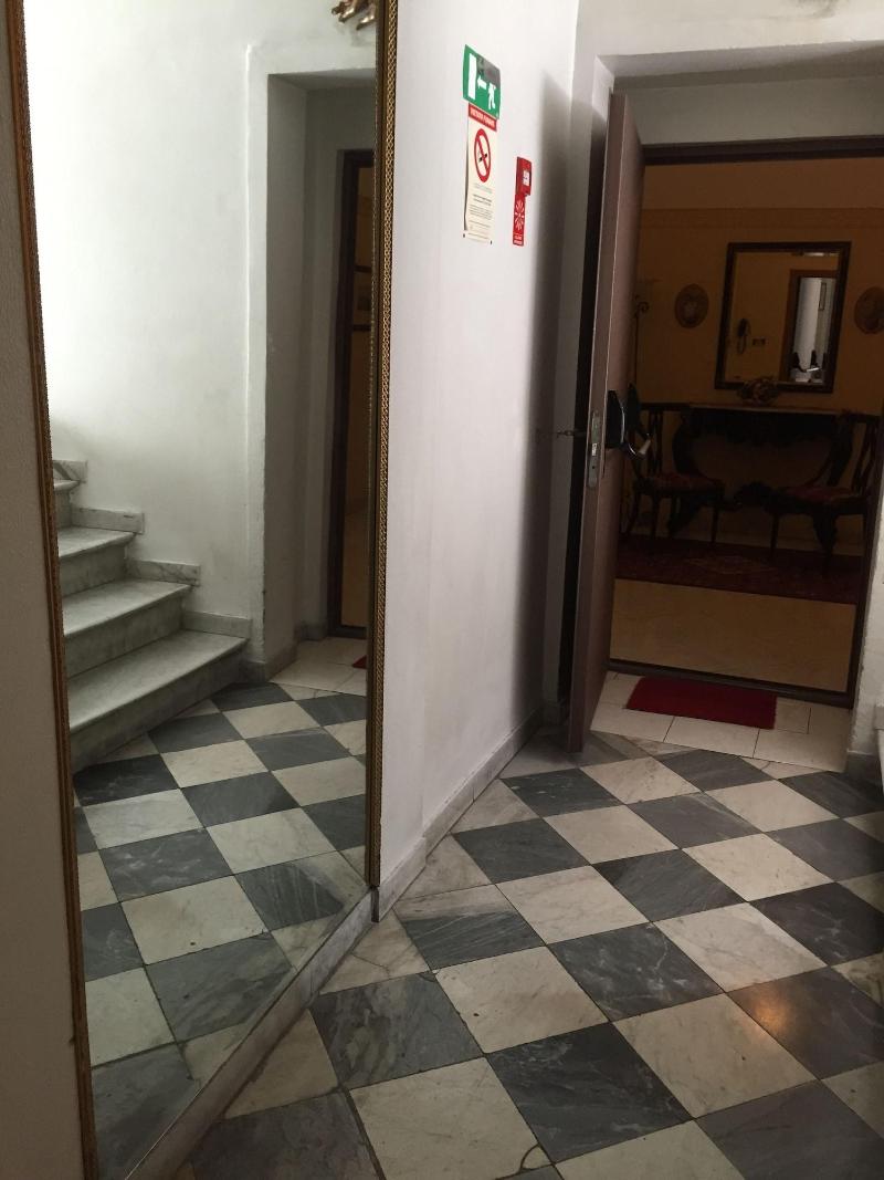 Hotel Centrale Europa - Lobi