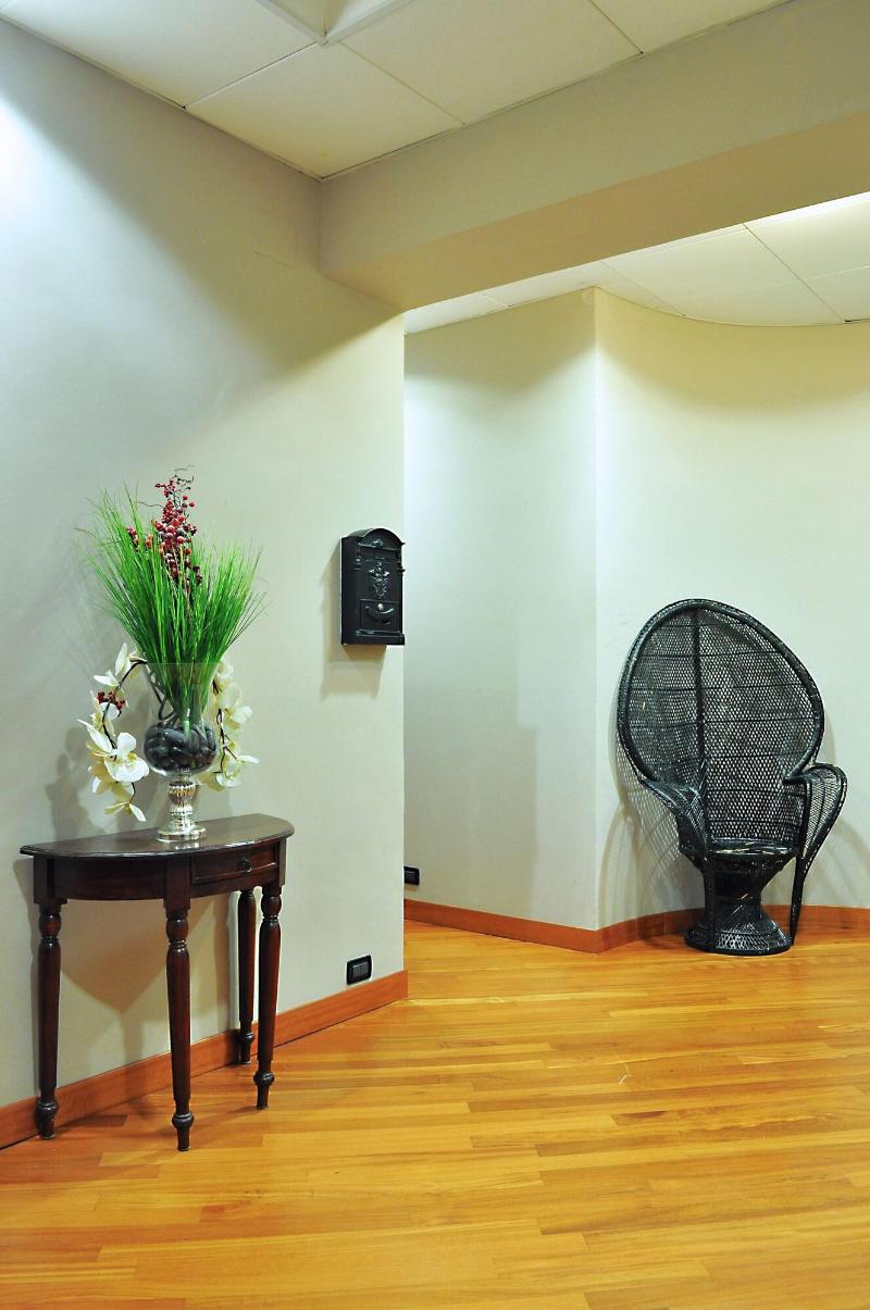Hotel Twenty Nine - Lobi