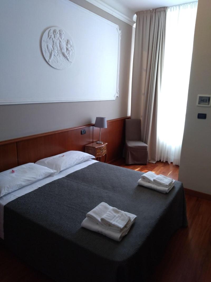 Hotel Twenty Nine - Oda