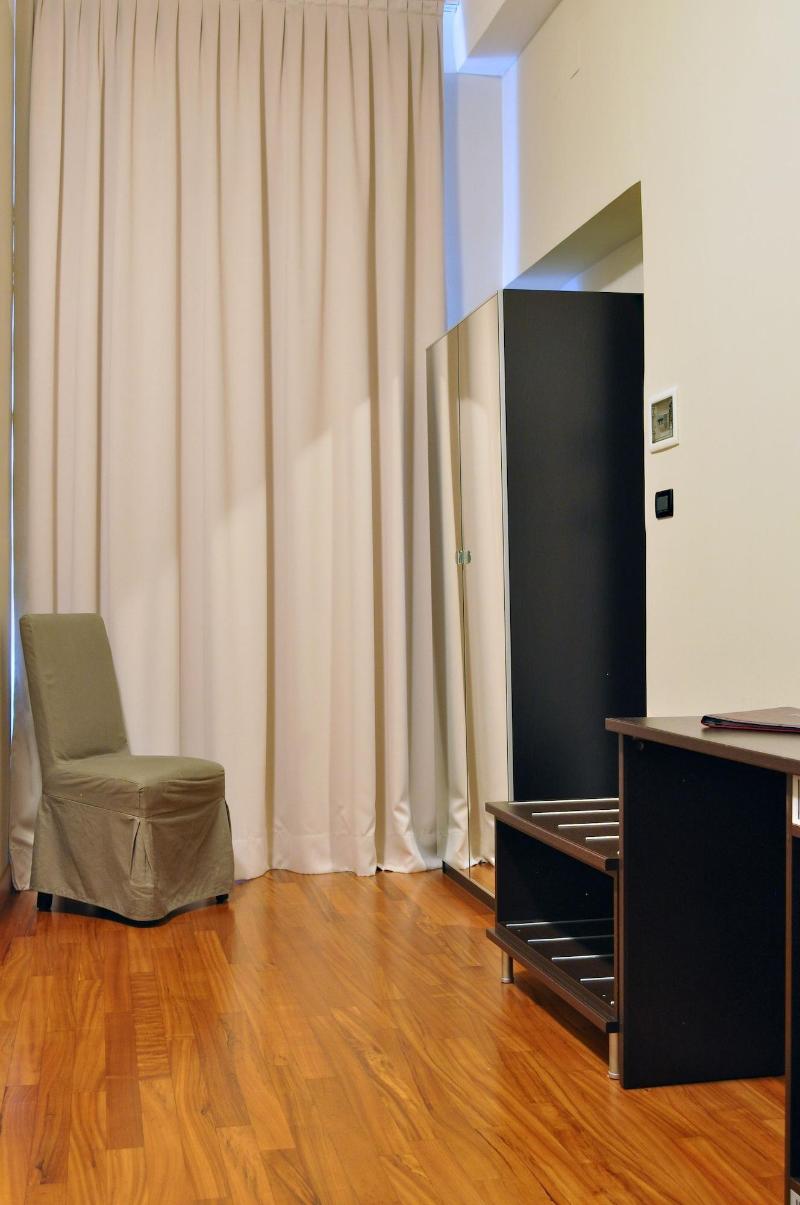 Hotel Twenty Nine - Oda