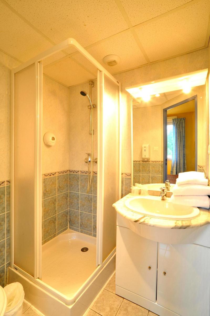 Hôtel & Résidence Avermes - Oda
