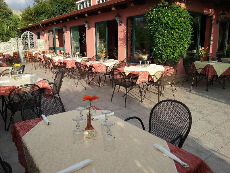 Hotel Borgo Di Santa Barbara - Restoran