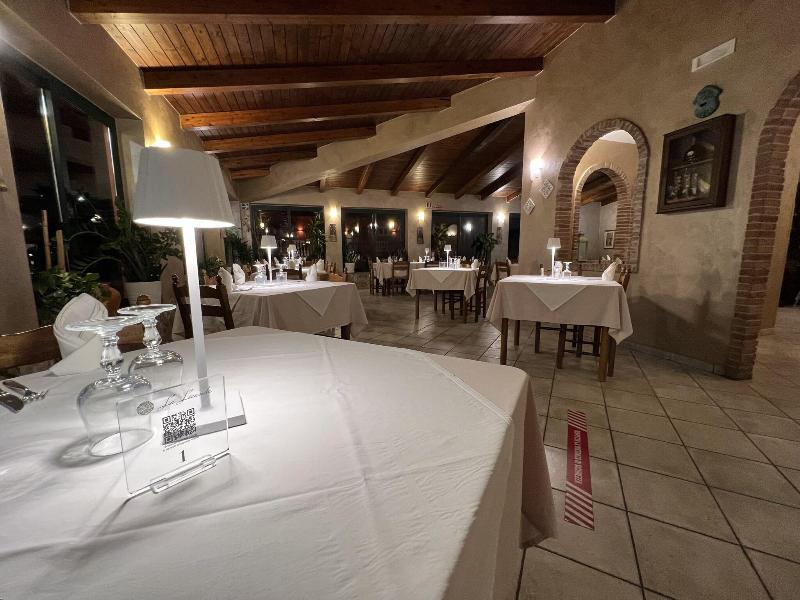 Hotel Borgo Di Santa Barbara - Restoran