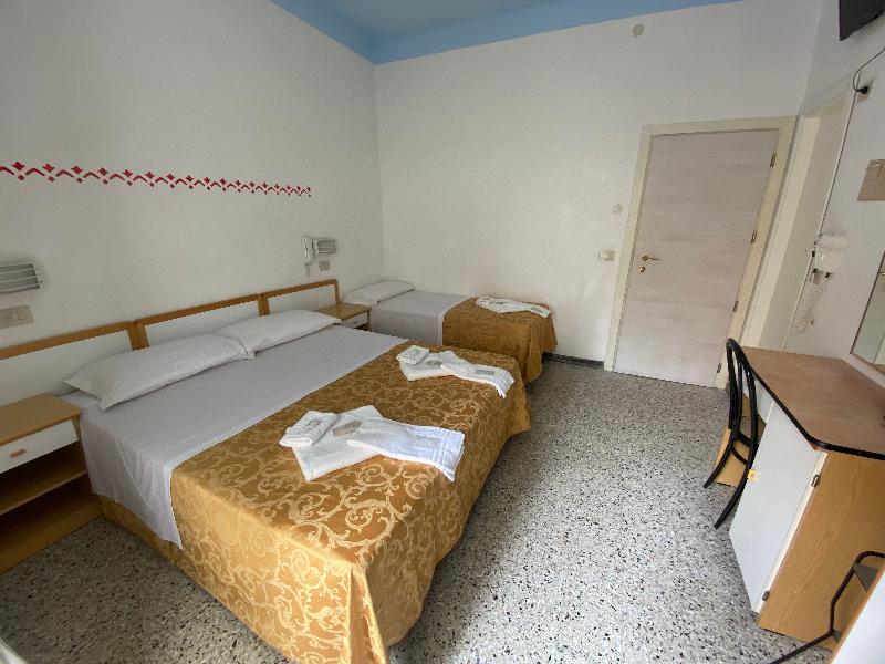 Hotel Nanni Garni - Oda