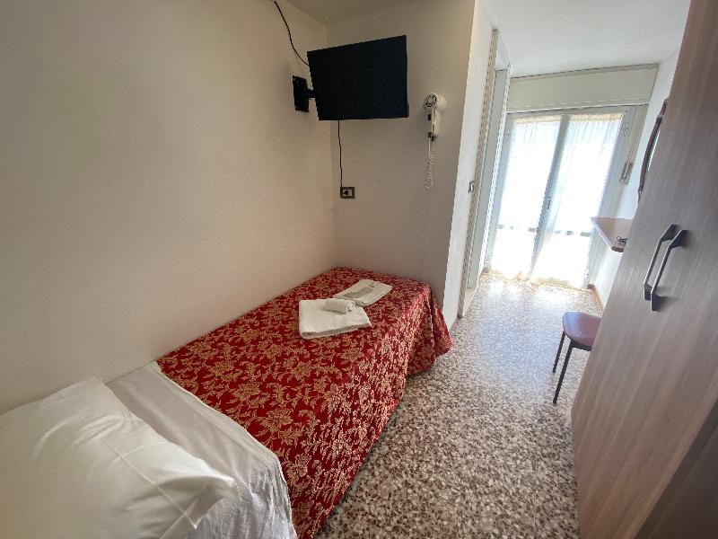 Hotel Nanni Garni - Oda