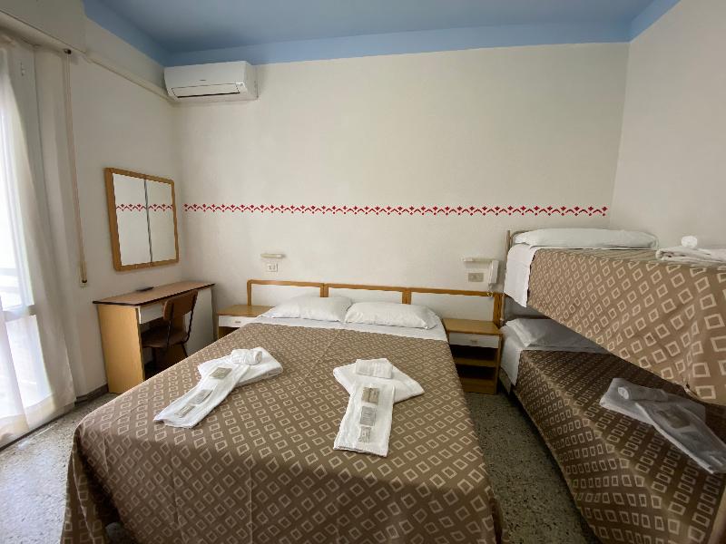 Hotel Nanni Garni - Oda