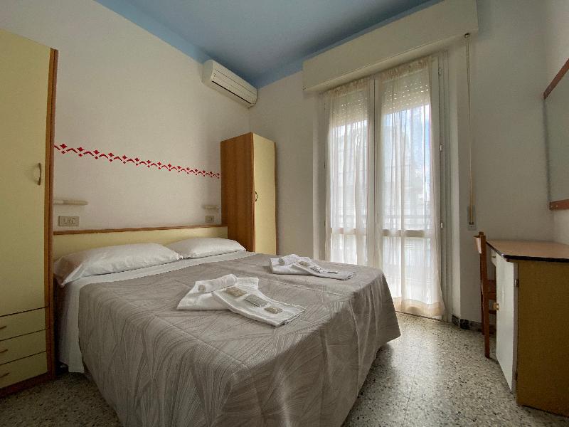 Hotel Nanni Garni - Oda