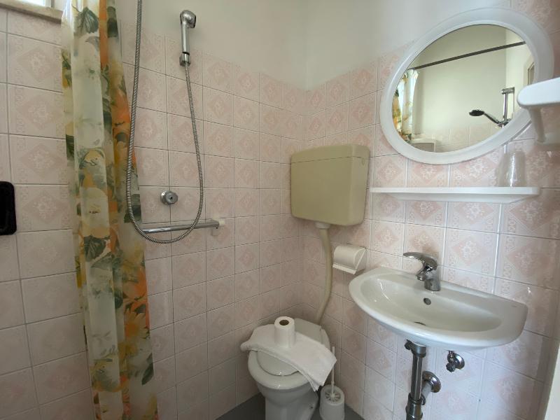 Hotel Nanni Garni - Oda