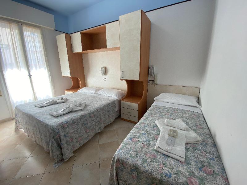 Hotel Nanni Garni - Oda