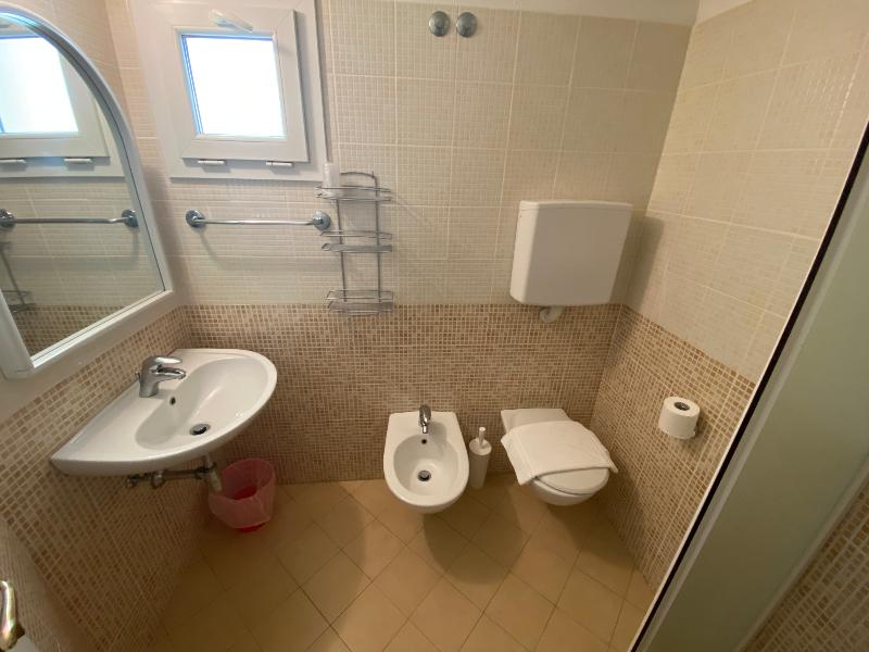 Hotel Nanni Garni - Oda