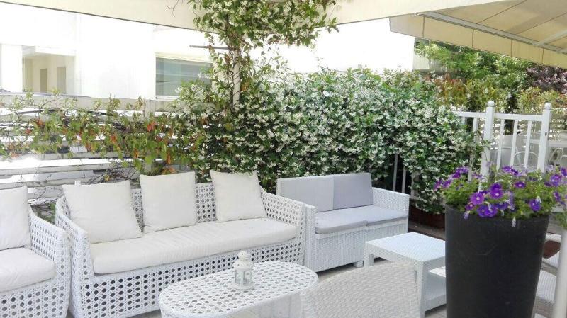 Hotel Ermeti - Teras
