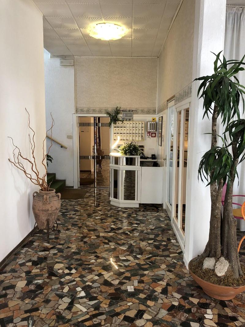 Hotel Marlisa Pier - Lobi