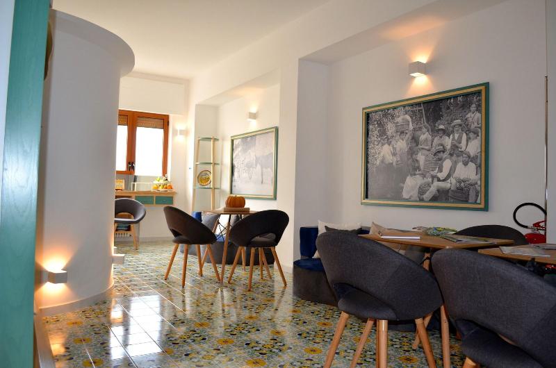 Luiselle Charming Accommodation Sorrento - Lobi