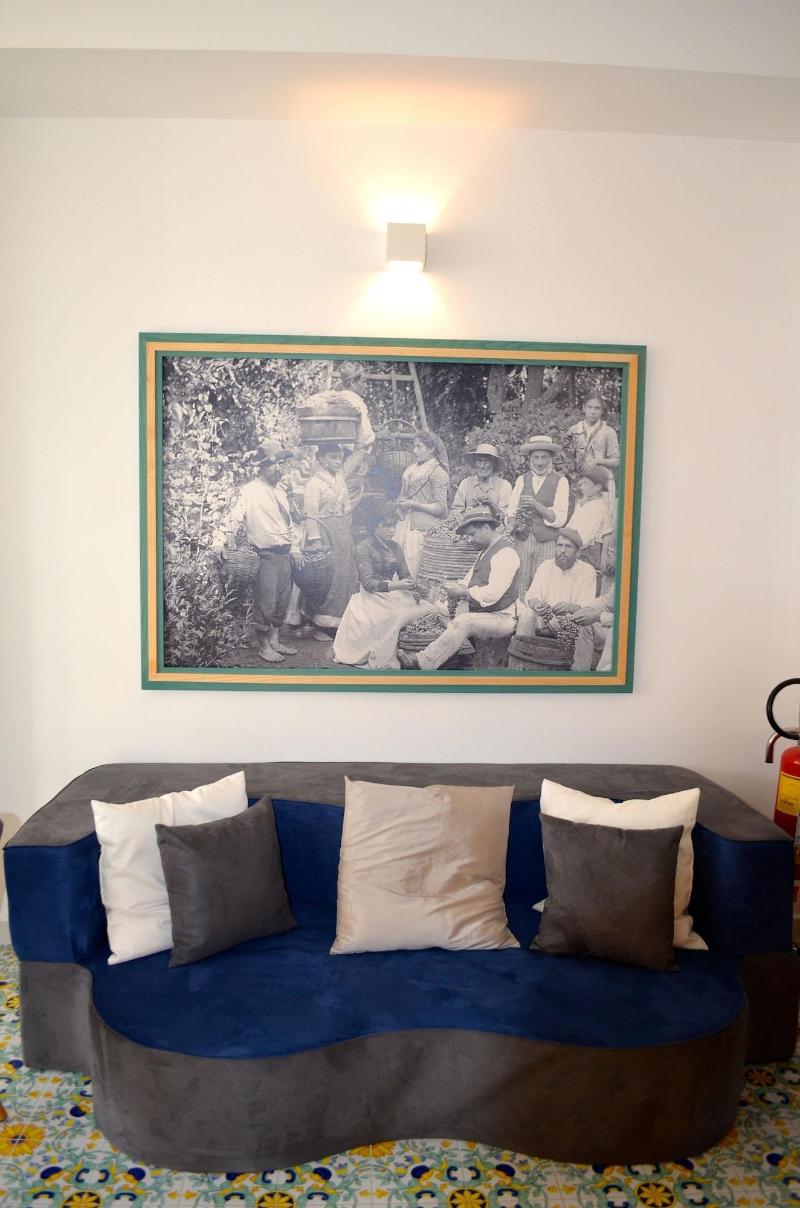 Luiselle Charming Accommodation Sorrento - Lobi