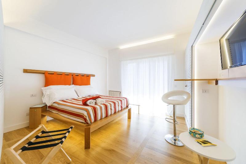 Luiselle Charming Accommodation Sorrento - Oda