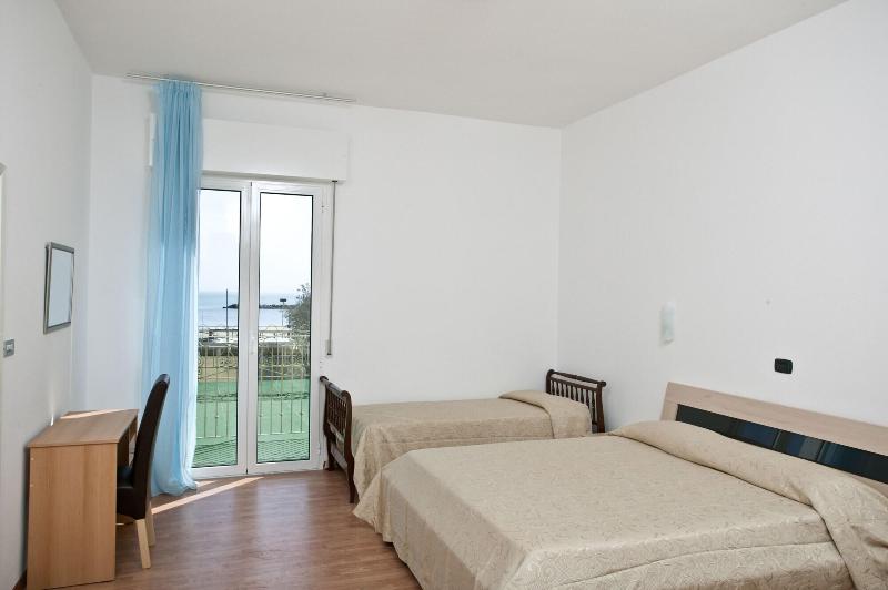 Hotel Holiday Park - Oda