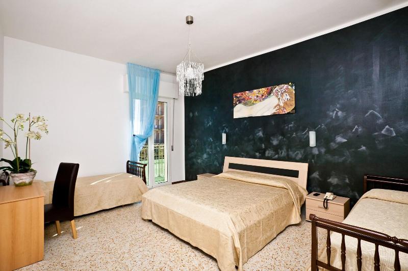 Hotel Holiday Park - Oda