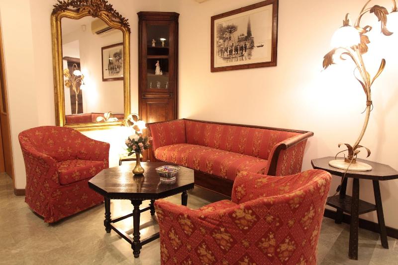 Meridiana Boutique Hotel - Bar