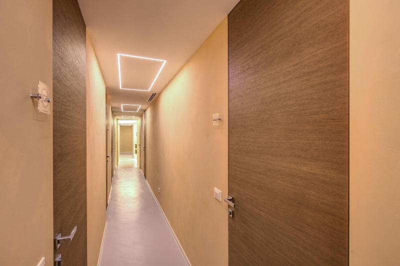 Victor Boutique Hotel - Lobi