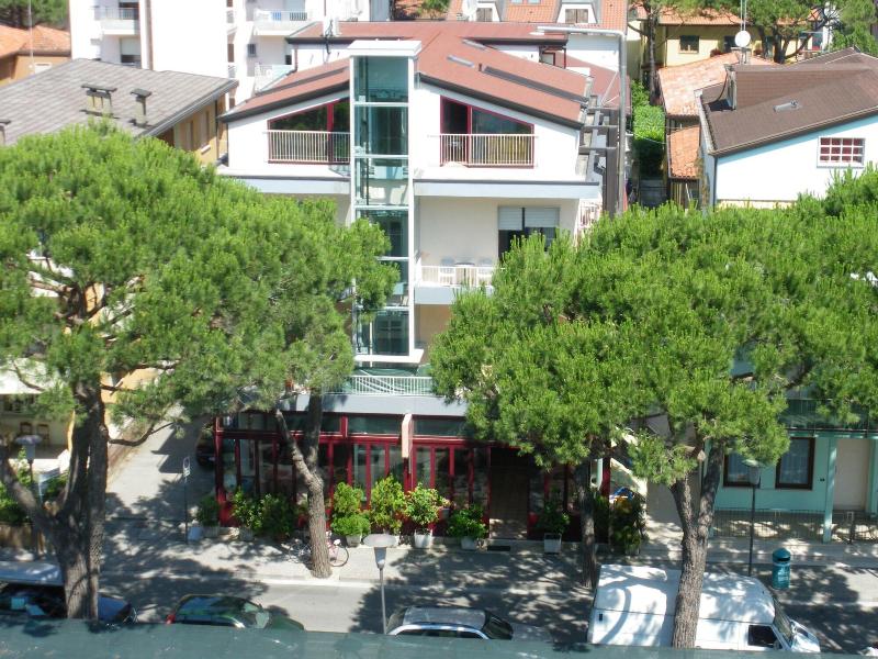 Hotel Villa Dina - Genel