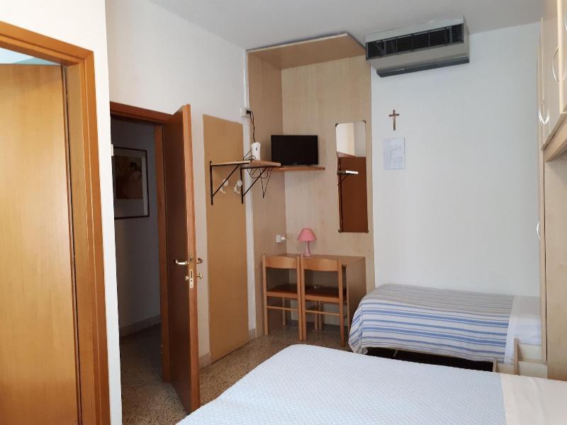 Hotel Villa Dina - Oda