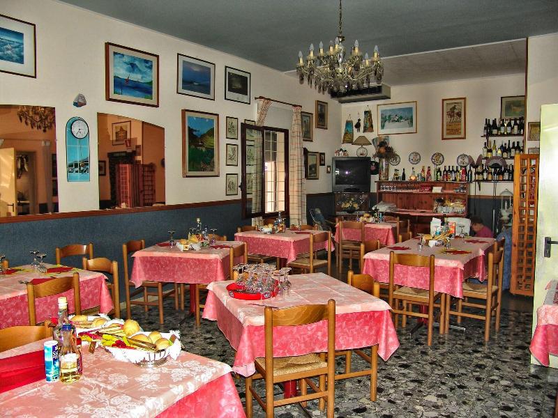 Hotel Villa Dina - Restoran