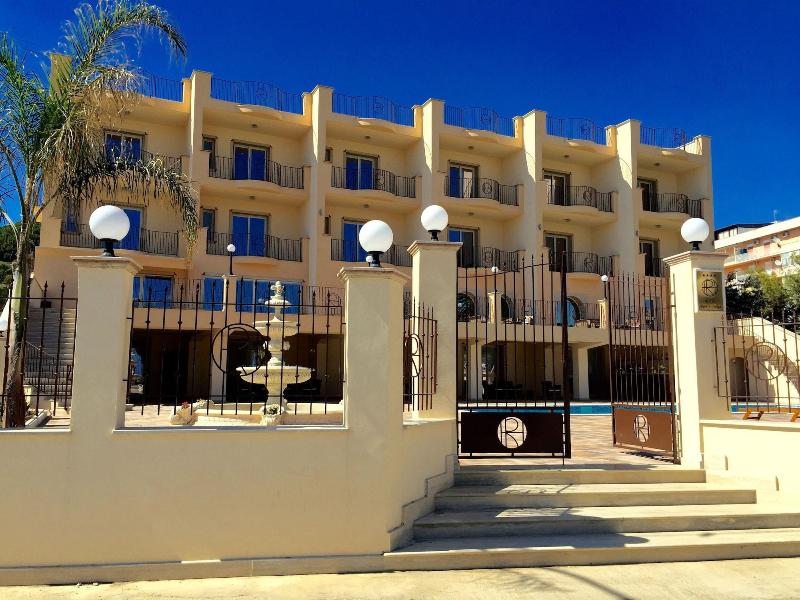 Hotel Riviera Palace - Genel