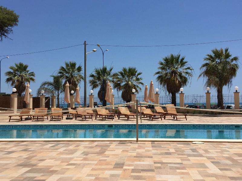 Hotel Riviera Palace - Havuz