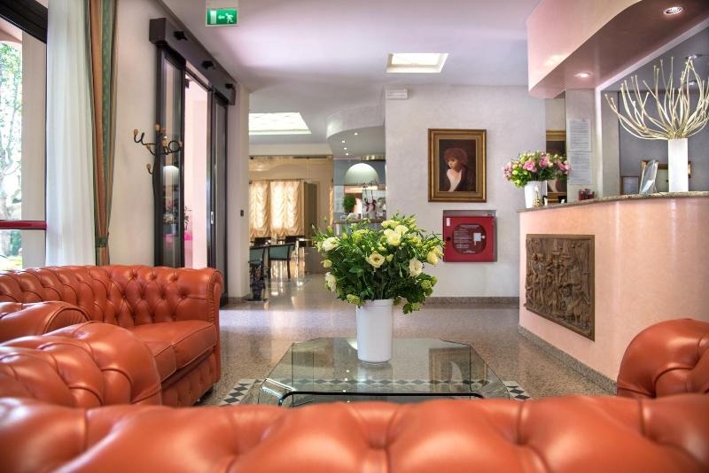 Hotel Villa Luigia - Lobi