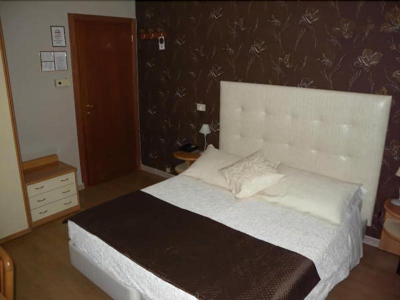 Hotel Riviera - Oda