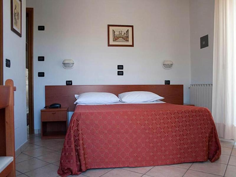 Hotel Monica - Oda
