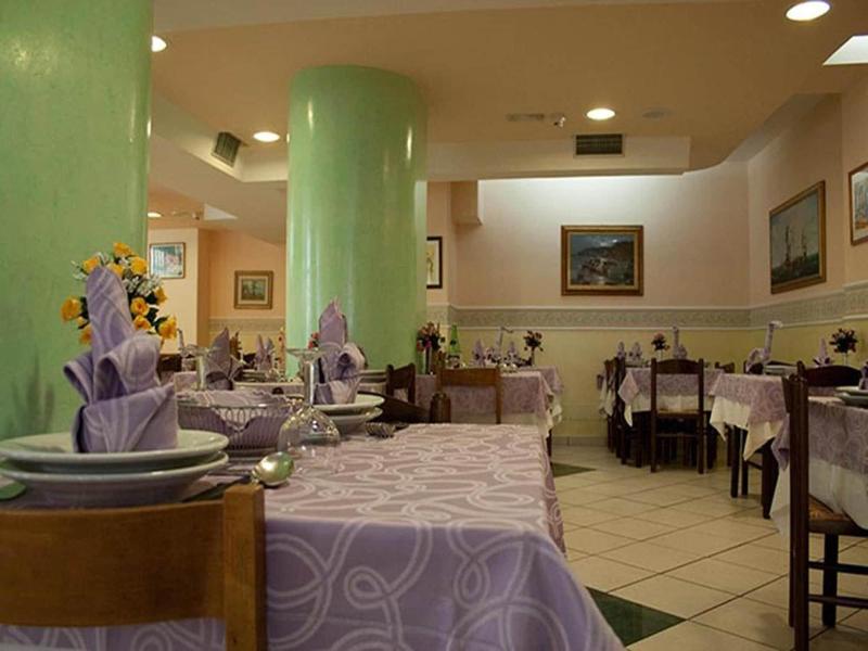 Hotel Monica - Restoran