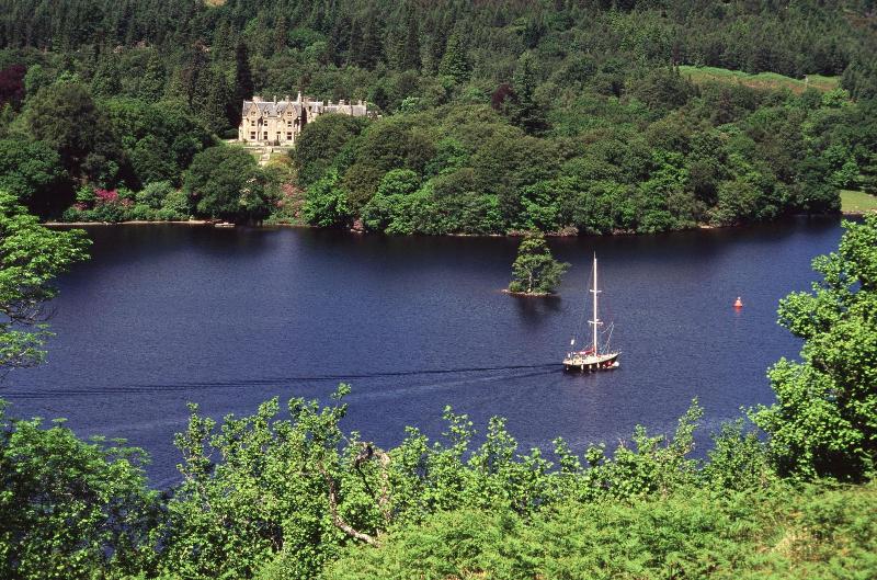 Glengarry Castle Hotel - Genel