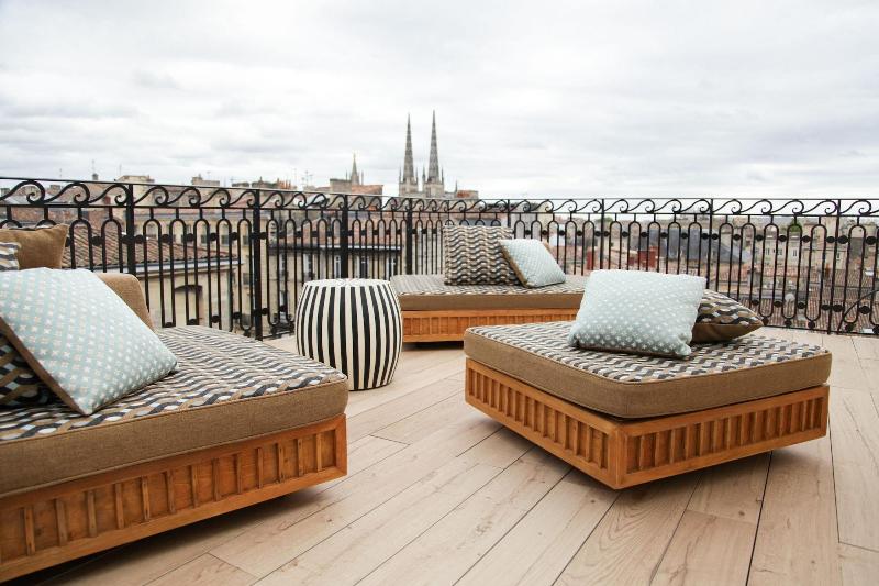 Hôtel Singulier Bordeaux - Genel