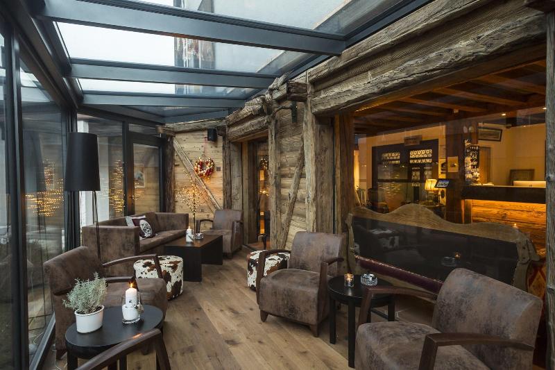 Zermatt Budget Rooms - Lobi