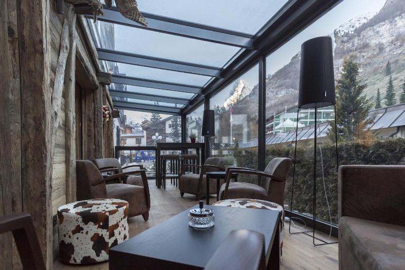 Zermatt Budget Rooms - Lobi