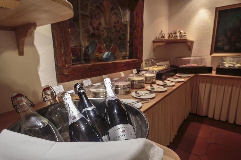 Zermatt Budget Rooms - Restoran