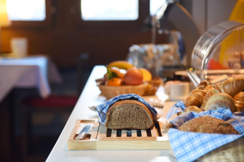 Schlosshotel - Self Check-In Hotel am Schlosspark - Restoran