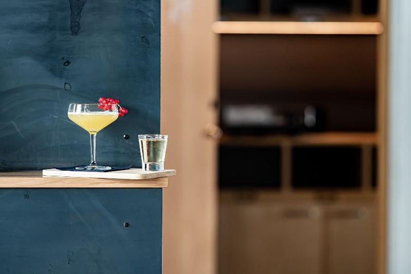 ART HOUSE Basel - Member of Design Hotels - Bar